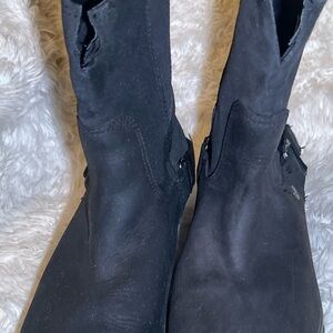 Sorel slimshortie Midnight Black Ankle Booties size 8